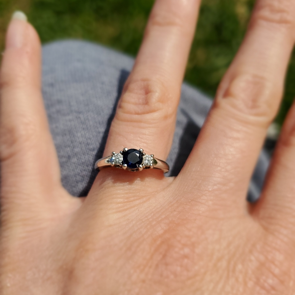 14k White Gold Sapphire & Diamond Ring